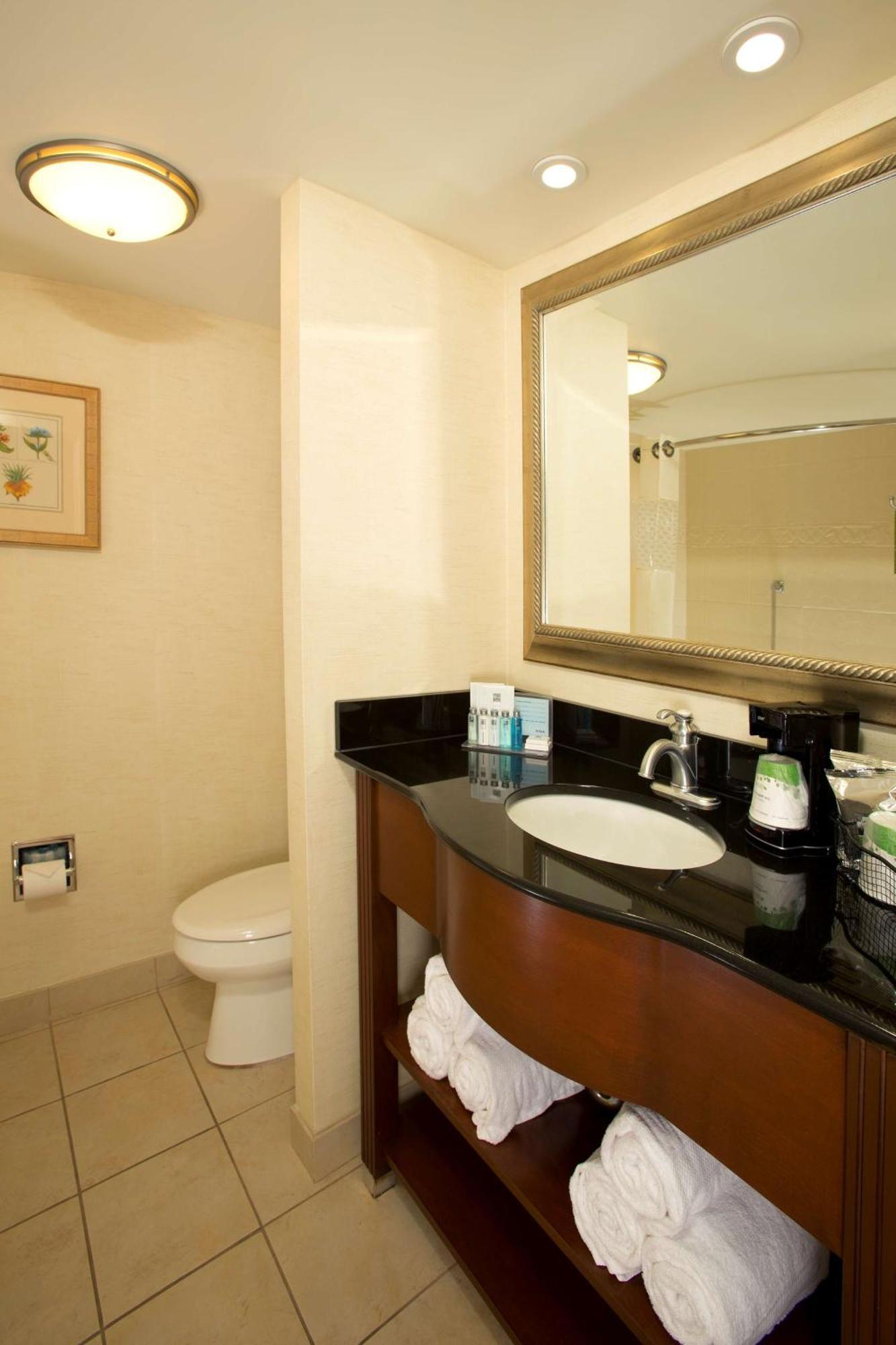 Hampton Inn Alexandria Exterior photo
